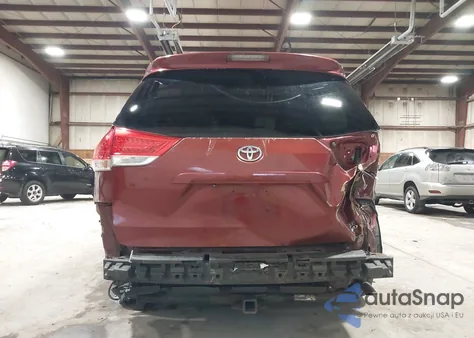 2012 Toyota Sienna Xle 7 Passenger z USA, uszkodzony, nr VIN 5TDDK3DC7CS041678